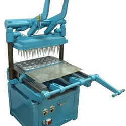 Economy Range Ice Cream Cone Making Machine, SS Body 200-300 pcs/hour